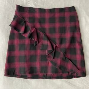 Black & Purple Plaid Asymmetrical Ruffle Skirt - Size 10 (Medium)